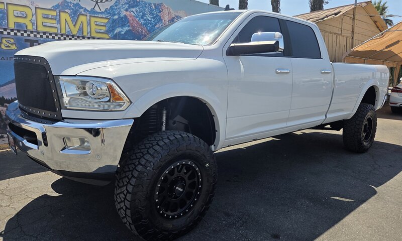 2016 RAM 3500 Laramie  