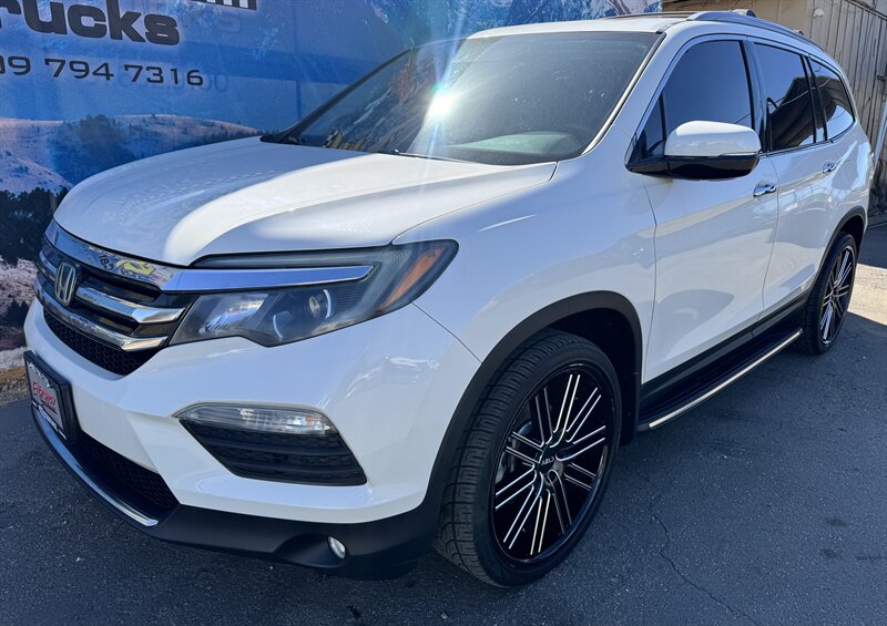 2018 Honda Pilot Touring  
