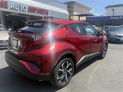 2018 Toyota C-HR XLE - Photo 5 - San Diego, CA 92120