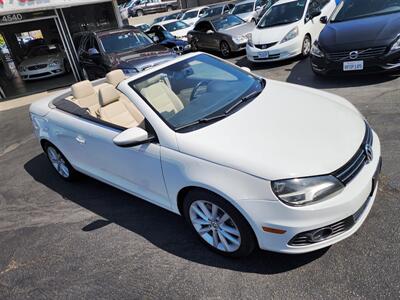 2012 Volkswagen Eos Komfort SULEV   - Photo 8 - San Diego, CA 92120