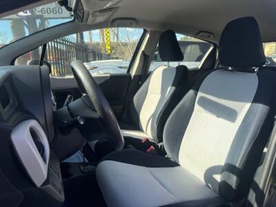 2012 Toyota Yaris 5-Door L   - Photo 4 - San Diego, CA 92120