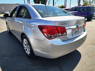 2014 Chevrolet Cruze LS Auto   - Photo 2 - San Diego, CA 92120