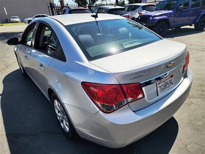 2014 Chevrolet Cruze LS Auto   - Photo 3 - San Diego, CA 92120
