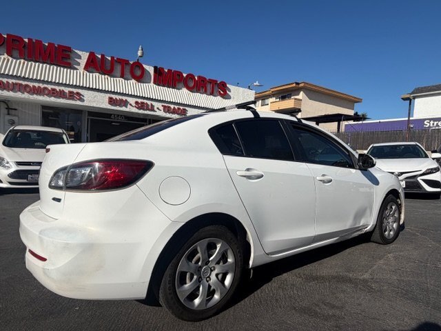 2013 Mazda Mazda3 i Sport  