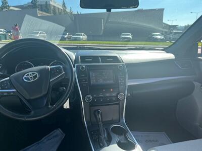 2016 Toyota Camry SE   - Photo 4 - San Diego, CA 92120