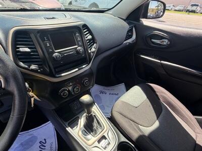 2014 Jeep Cherokee Sport - Photo 12 - San Diego, CA 92120