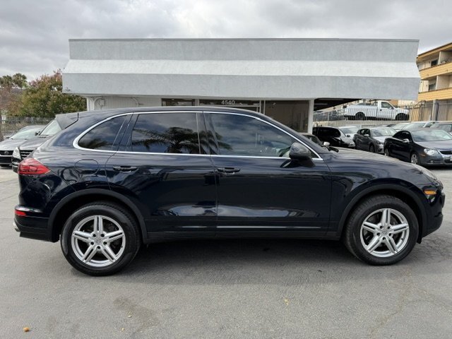2017 Porsche Cayenne  