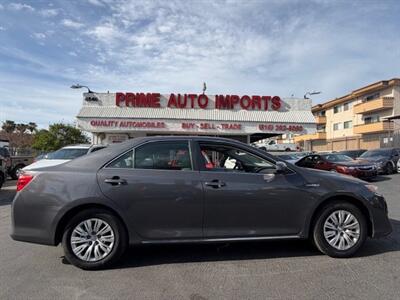 2012 Toyota Camry Hybrid LE Sedan