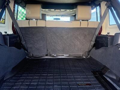 2010 Jeep Wrangler Rubicon   - Photo 8 - San Diego, CA 92120