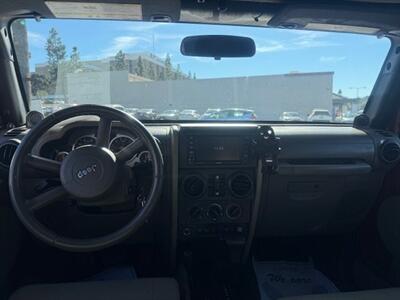 2010 Jeep Wrangler Rubicon   - Photo 6 - San Diego, CA 92120