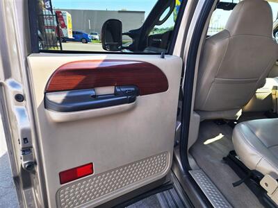 2007 Ford F-250 Lariat   - Photo 12 - San Diego, CA 92120