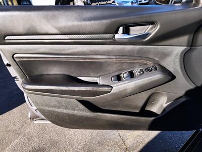 2020 Nissan Altima 2.5 SR   - Photo 40 - San Diego, CA 92120