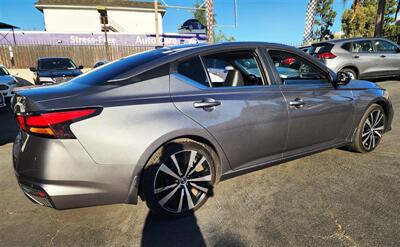 2020 Nissan Altima 2.5 SR   - Photo 12 - San Diego, CA 92120
