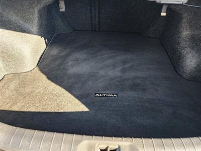 2020 Nissan Altima 2.5 SR   - Photo 30 - San Diego, CA 92120