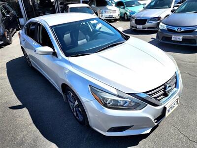 2017 Nissan Altima 2.5 SR   - Photo 10 - San Diego, CA 92120