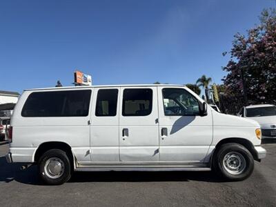 2002 Ford E-150 XLT Van