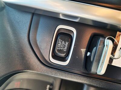 2013 Volvo XC60 T6   - Photo 29 - San Diego, CA 92120