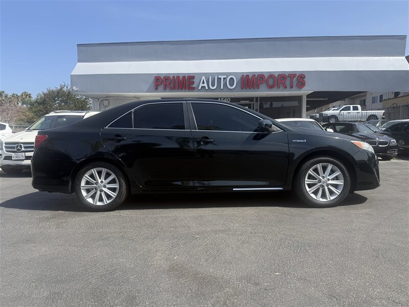 2013 Toyota Camry Hybrid XLE   - Photo 1 - San Diego, CA 92120