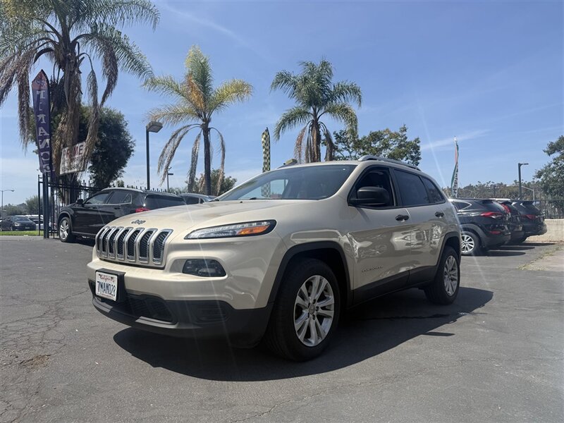 2015 Jeep Cherokee Sport  