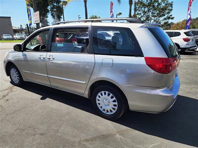 2006 Toyota Sienna CE 8 Passenger   - Photo 8 - San Diego, CA 92120