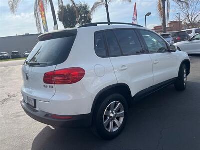 2015 Volkswagen Tiguan S   - Photo 4 - San Diego, CA 92120