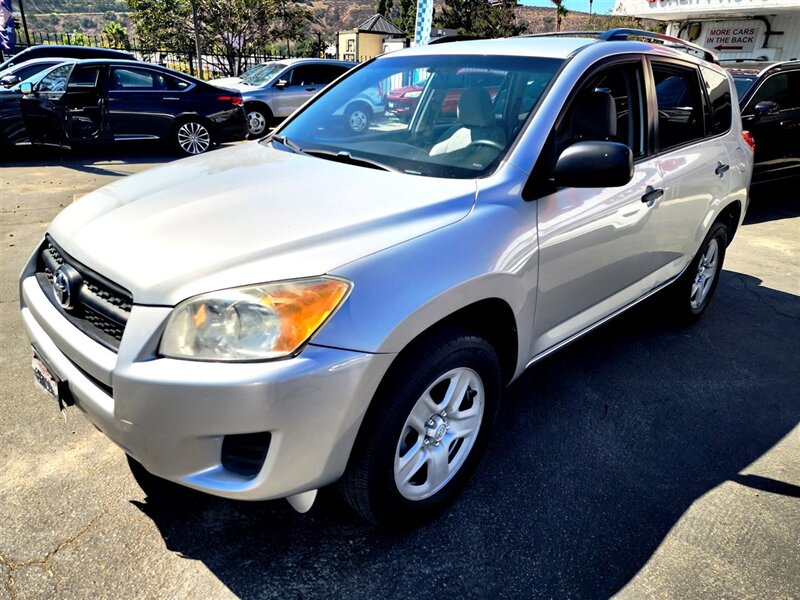 2011 Toyota RAV4 photo 13