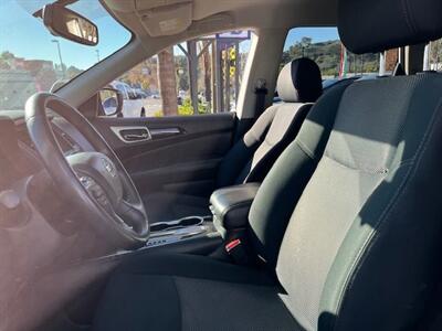 2018 Nissan Pathfinder SV   - Photo 4 - San Diego, CA 92120