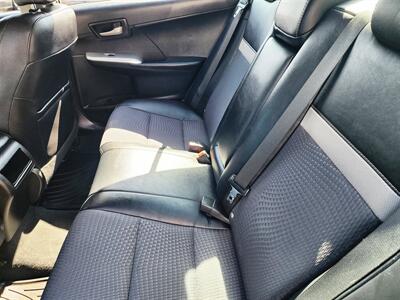 2014 Toyota Camry SE   - Photo 20 - San Diego, CA 92120