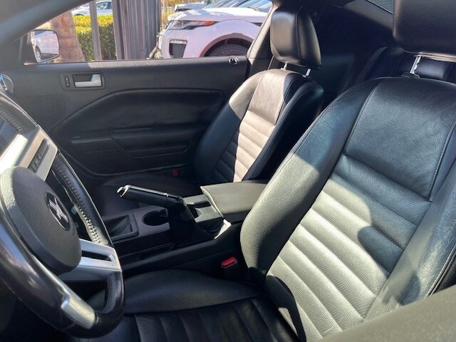 2007 Ford Mustang GT Deluxe photo 4