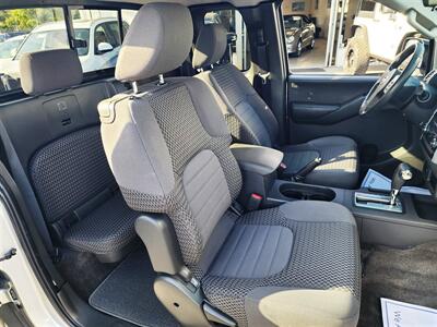 2013 Nissan Frontier SV V6   - Photo 20 - San Diego, CA 92120