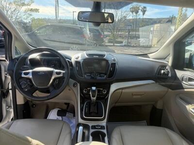 2015 Ford C-MAX Hybrid SEL   - Photo 8 - San Diego, CA 92120
