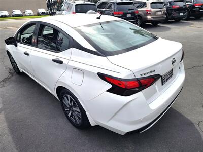 2023 Nissan Versa S   - Photo 3 - San Diego, CA 92120