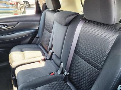 2017 Nissan Rogue S   - Photo 18 - San Diego, CA 92120