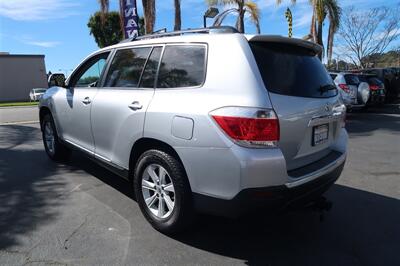 2013 Toyota Highlander Plus - Photo 14 - San Diego, CA 92120