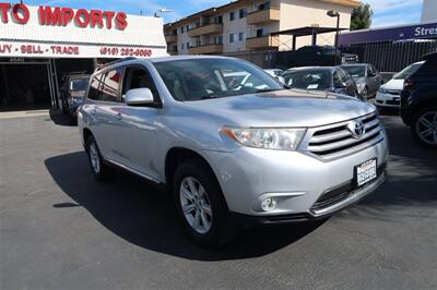 2013 Toyota Highlander Plus - Photo 3 - San Diego, CA 92120