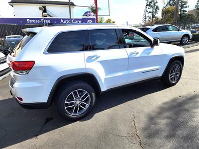 2017 Jeep Grand Cherokee Limited   - Photo 3 - San Diego, CA 92120