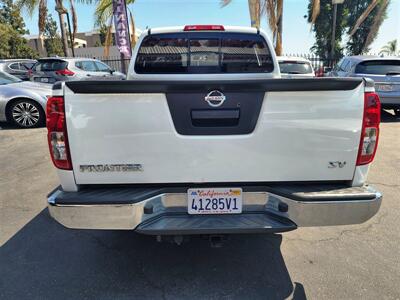 2017 Nissan Frontier SV   - Photo 3 - San Diego, CA 92120