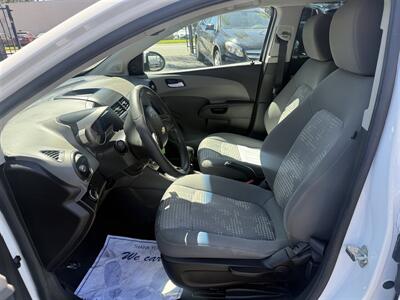 2013 Chevrolet Sonic LS Manual   - Photo 8 - San Diego, CA 92120