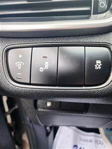 2020 Kia Sorento LX   - Photo 24 - San Diego, CA 92120