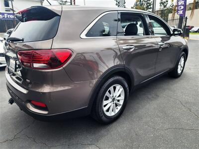 2020 Kia Sorento LX   - Photo 8 - San Diego, CA 92120