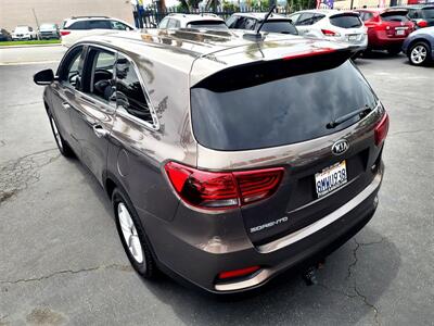 2020 Kia Sorento LX   - Photo 3 - San Diego, CA 92120