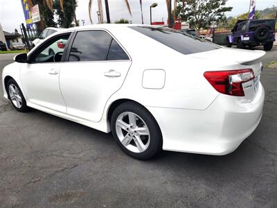 2014 Toyota Camry SE   - Photo 6 - San Diego, CA 92120
