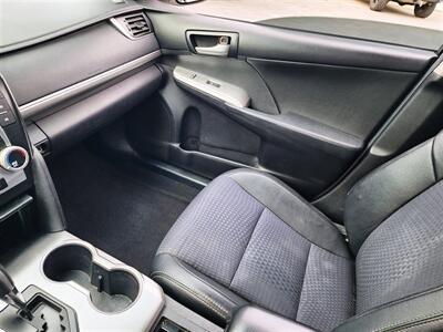 2014 Toyota Camry SE   - Photo 20 - San Diego, CA 92120