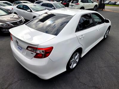 2014 Toyota Camry SE   - Photo 3 - San Diego, CA 92120