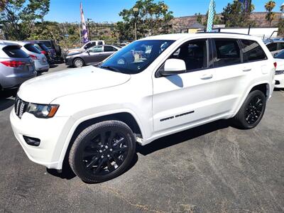 2018 Jeep Grand Cherokee Altitude   - Photo 4 - San Diego, CA 92120