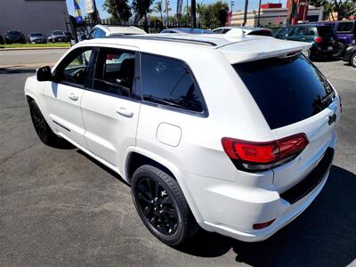 2018 Jeep Grand Cherokee Altitude   - Photo 15 - San Diego, CA 92120