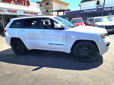 2018 Jeep Grand Cherokee Altitude   - Photo 7 - San Diego, CA 92120