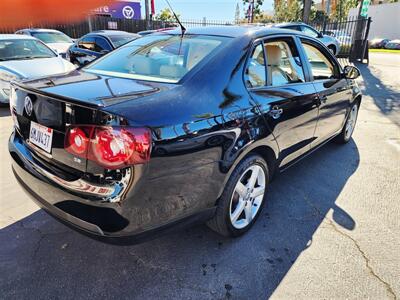 2010 Volkswagen Jetta Limited Edition PZEV   - Photo 27 - San Diego, CA 92120
