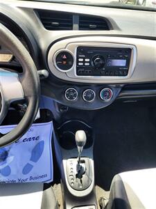 2013 Toyota Yaris 5-Door LE   - Photo 18 - San Diego, CA 92120