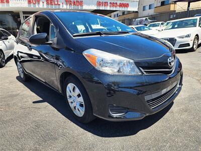 2013 Toyota Yaris 5-Door LE   - Photo 16 - San Diego, CA 92120